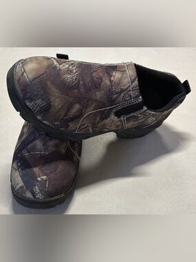 RedHead Men's Camouflage Slip-On Loafers - Brown/Green Camo